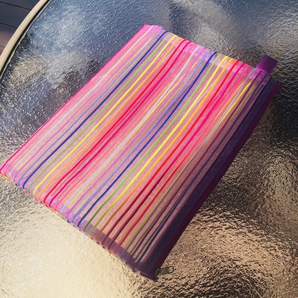 Travel storage make up dust bag wristlet Brushes - Picture 2 of 5